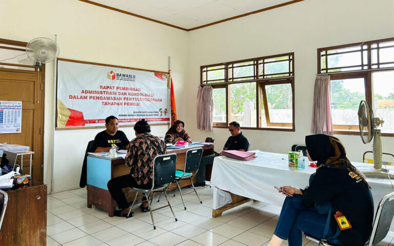 Ratusan Ribu Warga di Jateng Daftar Pengawas TPS Pemilu 2024