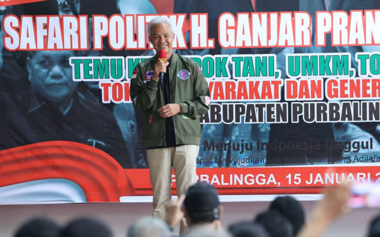 Ganjar Komitmen Beri Hak Warga Negara, Hapus Batas Usia Pelamar Kerja