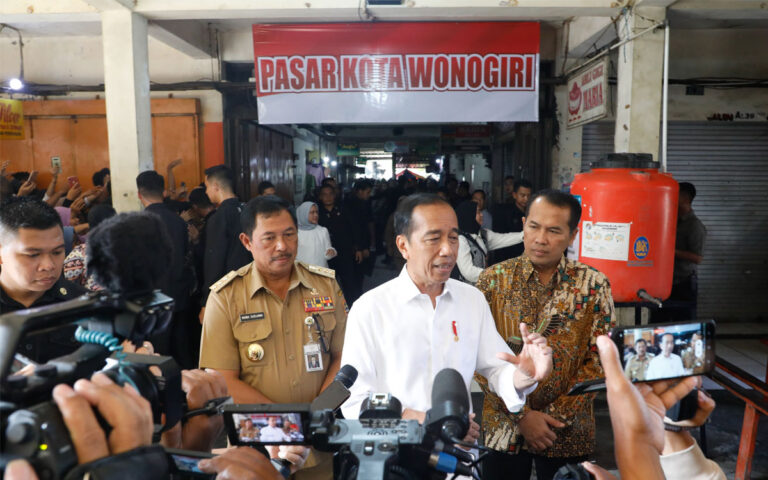 Harga Bahan Pokok di Pasar Tradisional Masih Stabil