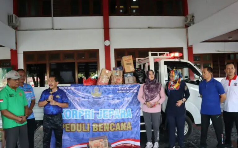 Korpri Jepara Salurkan Bantuan Warga Terdampak Banjir Demak