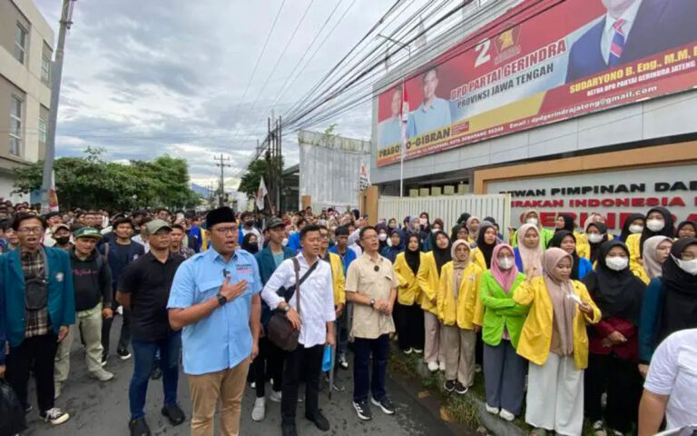 Ratusan Mahasiswa Desak Prabowo Tepati Janji Kampanye Jika Terpilih