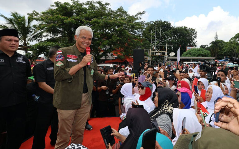 Ganjar: Harus Ada KTP Sakti Karena Bansos Pemerintah Tidak Tepat Sasaran