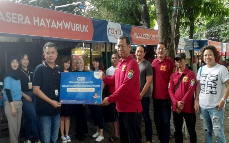 Tingkatkan Penjualan, Bank Raya Dukung Pelaku Usaha di Pujasera Semarang