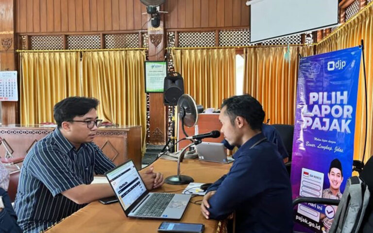 KPP Pratama Surakarta Buka Layanan Pojok Pajak Di Kelurahan