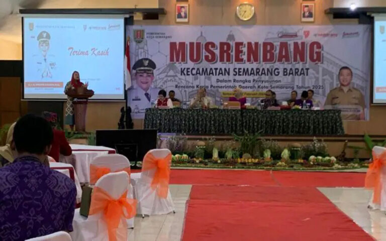 Ita Dorong Mayarakat Semarang Barat Lakukan Banyak Inovasi
