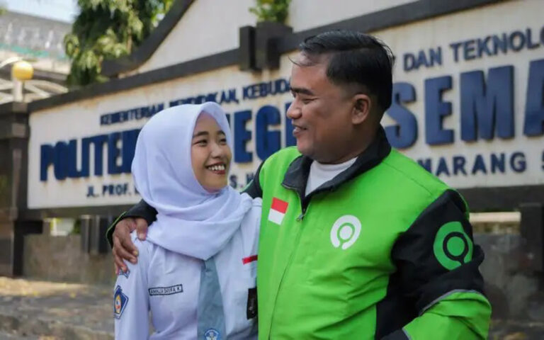 Gojek Buka Lagi Peluang Beasiswa Bagi Anak Mitra