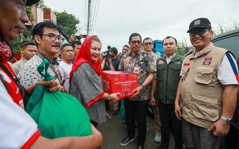 Ita Minta Semua Pihak Tetap Siaga Meski Banjir Mulai Surut