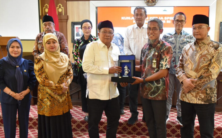 Pemprov Jateng Percepat Penanganan Pascabencana Banjir