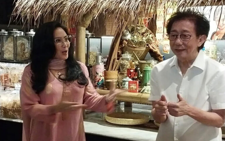 Irwan Hidayat dan Rieke Diah Pitaloka Kenang Brand Ambassador Donny Kesuma