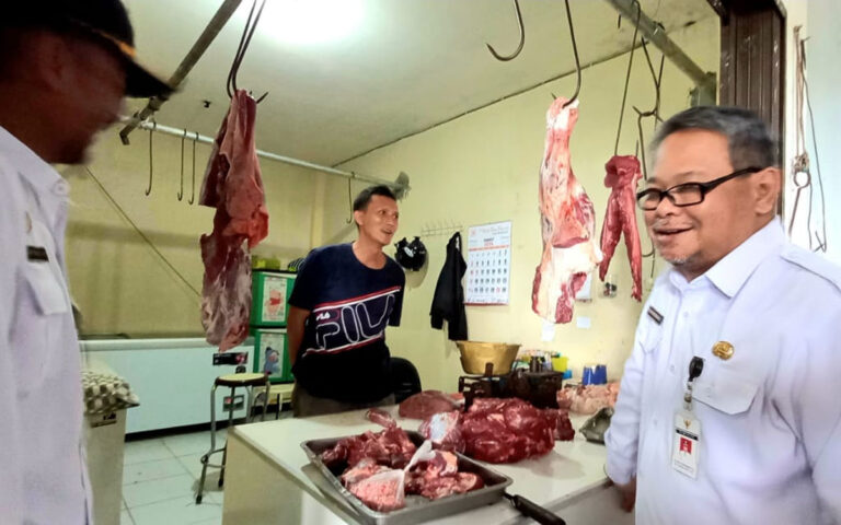 Sidak Sembako Ke Pasar Kota dan Toko Modern, Pj Bupati Pastikan Harga dan Stock Aman