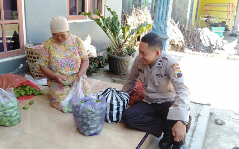 Cek Harga Sayur, Polsek Sumowono Patroli Ke Kawasan Penghasil Sayur