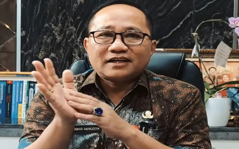 Sekda Iswar Aminuddin Tegaskan WA Meminta Sumbangan Diabaikan Saja