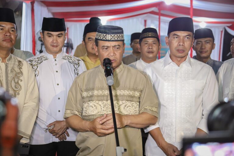 Hadiri Tarling Forkompinda, Kapolda Jateng Bagikan Tali Asih Pada 100 Anak Yatim Piatu