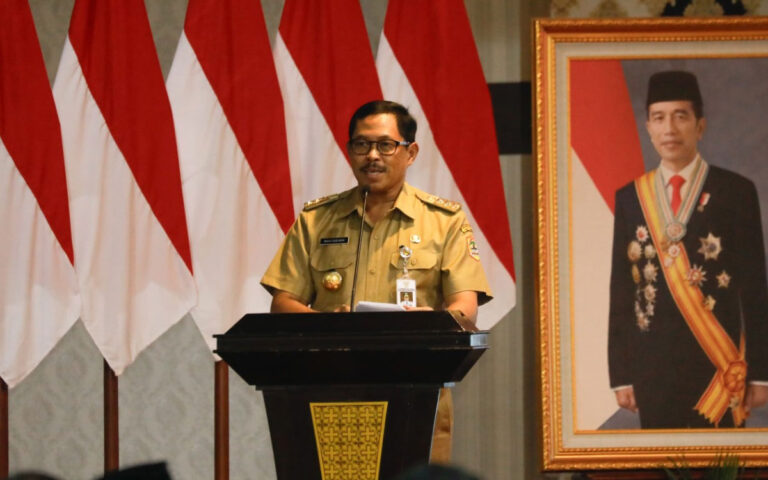Pj Gubernur Jateng Pastikan Stok Pangan dan Energi Aman Selama Lebaran