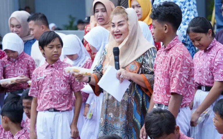 Ita Bakal Gencarkan Gerakan Makan Ikan Untuk Tumbuh Kembang Anak