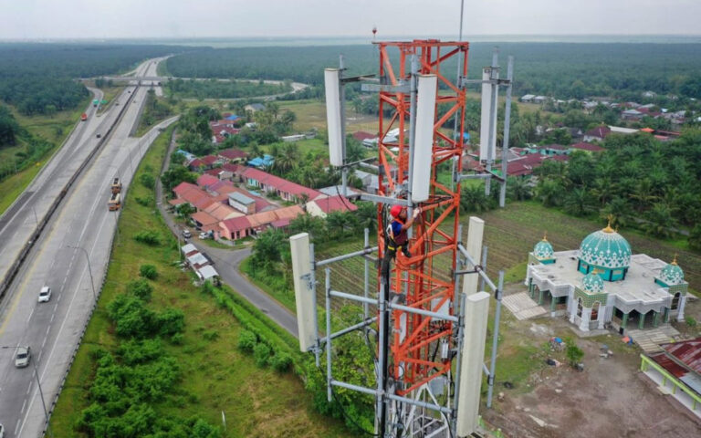 Laba Bersih XL Axiata Kuartal I/2024 Naik 168%