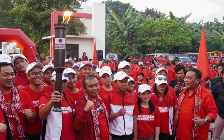 Pengambilan Api Abadi Mrapen Awali Rangkaian Rakernas V PDIP