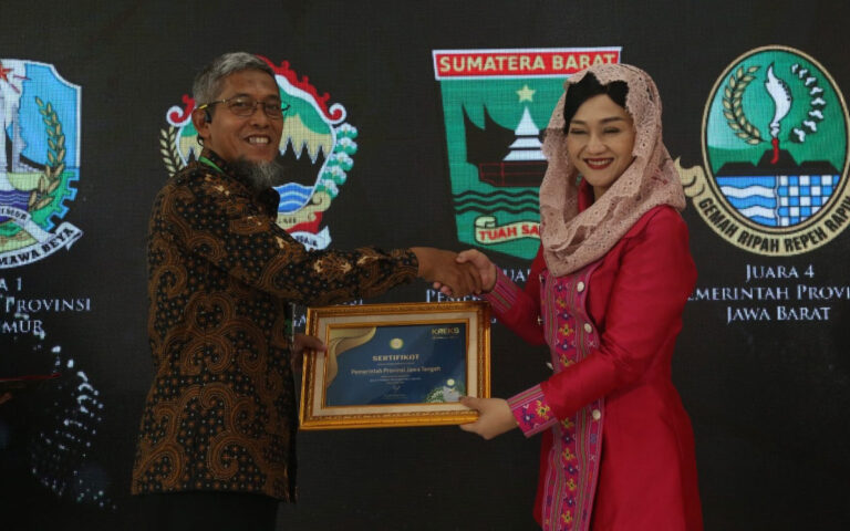 Pemprov Jateng Raih 4 Kategori Anugerah Adinata Syariah 2024