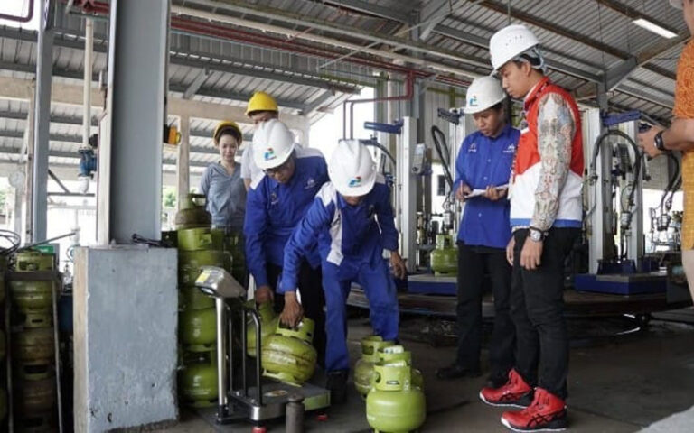 Kejar Akurasi, Pertamina Perketat Pengawasan dan Uji Sampel SPBE