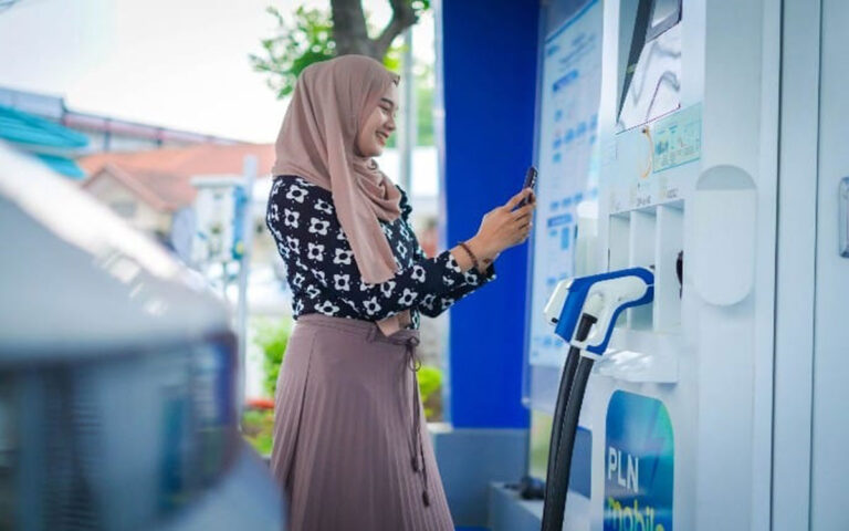 Libur Idul Adha, PLN Siapkan SPKLU Untuk Layani Mobil Listrik