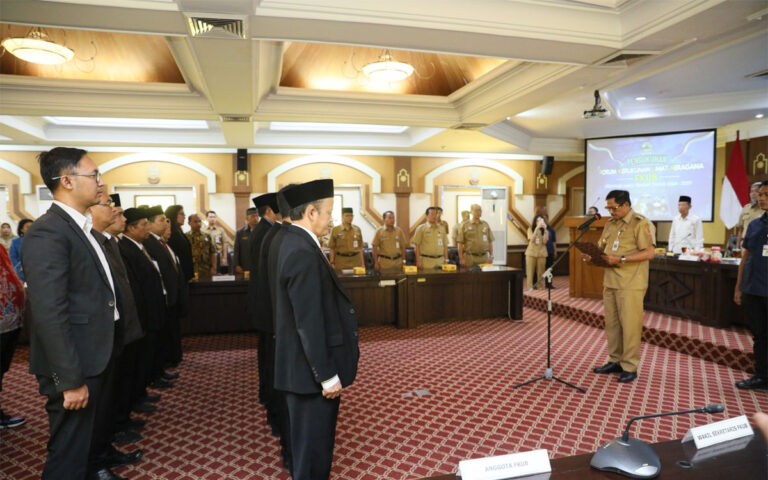 Kukuhkan Pengurus FKUB, Nana: Iklim Kondusif dan Damai Harus Dijaga