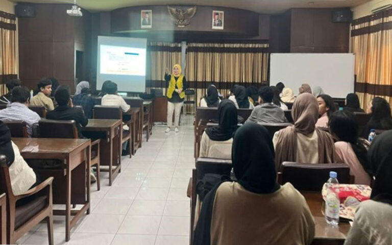 Sekolah Vokasi Undip Gelar Pembekalan KKN 2024