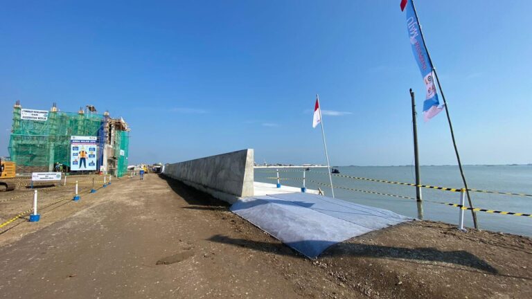 Tanggul Laut dan Kampung Bahari Tambaklorok Diproyeksikan Jadi Destinasi Wisata Baru