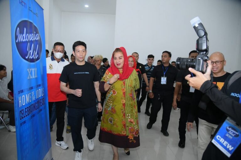 Ribuan Peserta Ikuti Audisi Indonesian Idol XIII di Semarang, Mbak Ita: Banyak Bakat Potensial