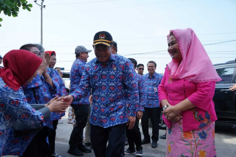 Mbak Ita Dampingi Menko PMK di Harganas Semarang, Pastikan Penanganan Kemiskinan Ekstrem Berkelanjutan