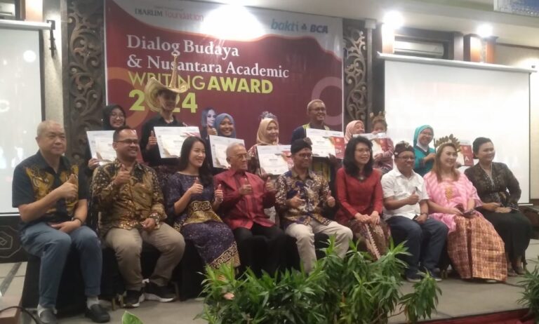 Tujuh Intelektual Muda Peroleh Nusantara Academic Writing Award 2024