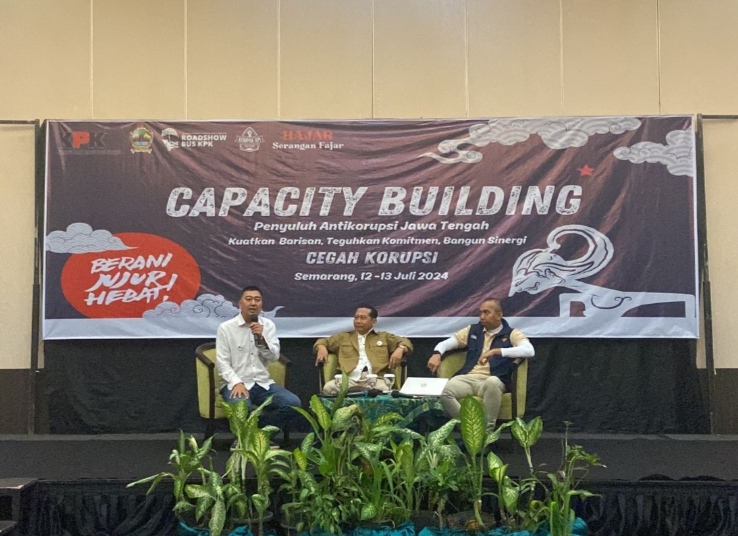 KPK RI Beri Pembekalan Penyuluh Antikorupsi se-Jateng Dalam Diskusi Hajar Serangan Fajar