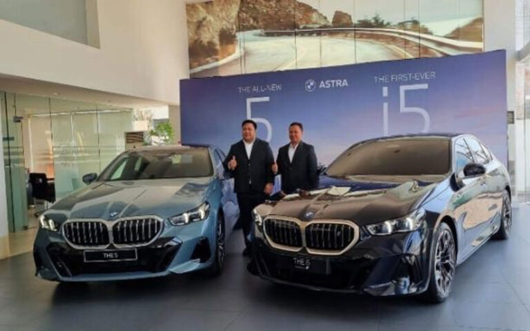 BMW Siap Pasarkan Seri 5 dan i5 Full Listrik Terbaru di Jateng dan DIY
