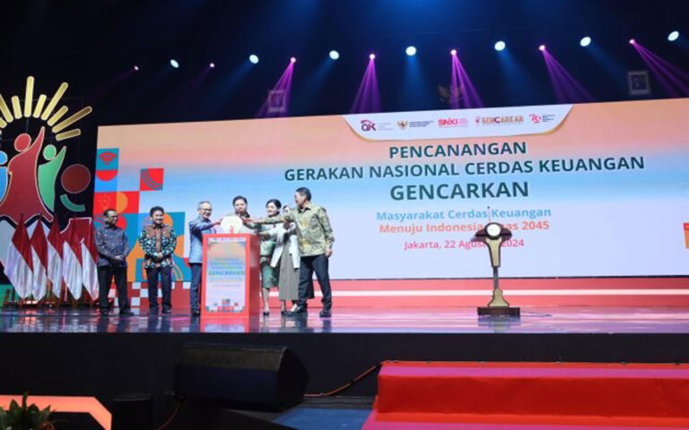 OJK Canangkan Gerakan Nasional Cerdas Keuangan