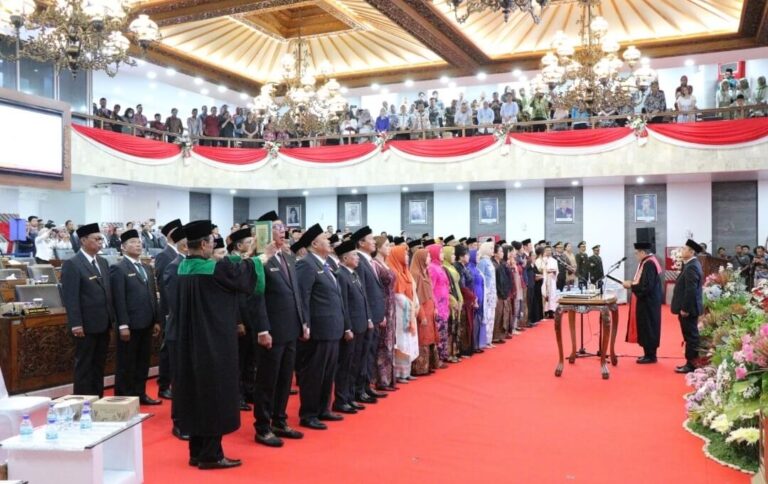 Anggota DPRD Kota Semarang Periode 2024-2029 Resmi Dilantik