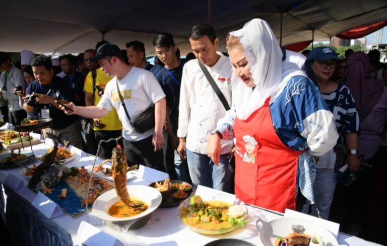 PHRI Vaganza, Mbak Ita Bersama Ratusan Chef Masak Menu Unik Berbahan Ikan