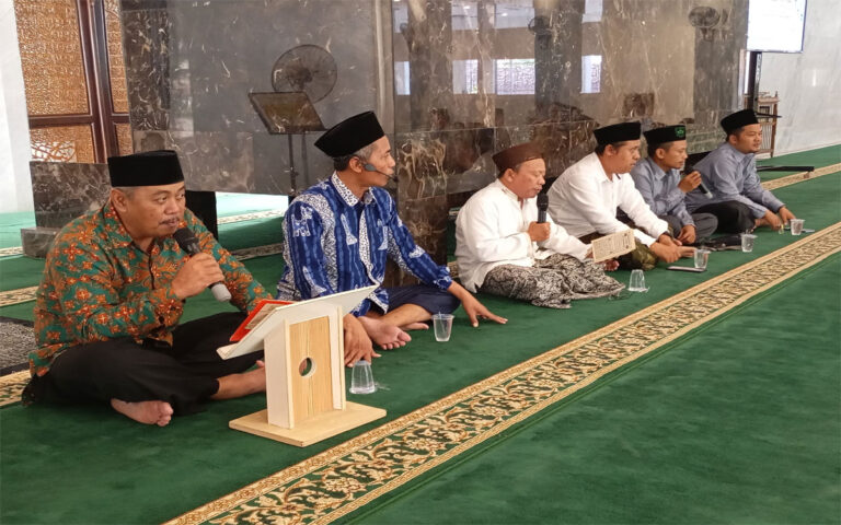Masjid Baiturrahman Gelar  Dzibaan Peringati Kelahiran Nabi Muhammad SAW