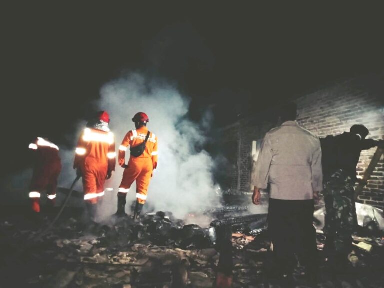 Kebakaran di Dusun Kroyo Bringin Saat Penghuni Pergi, Kapolres: Diduga Lupa Mematikan Kompor