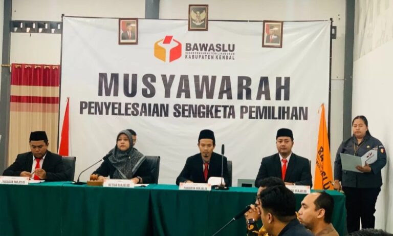 Bawaslu Kendal Tolak Permohonan Sengketa Pendaftaran, Dico-Ali Batal Ikuti Pilkada Kendal 2024