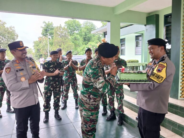 HUT TNI ke-79, Polres Semarang Berikan Kejutan di Empat Lokasi