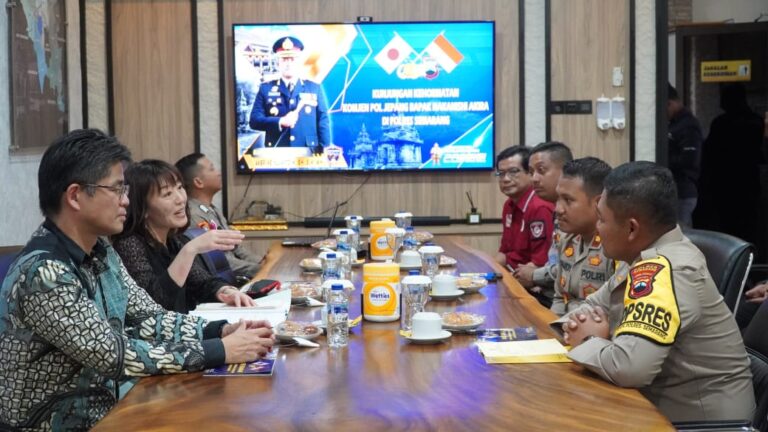 Pejabat Kepolisian Jepang Study Banding ke Polres Semarang