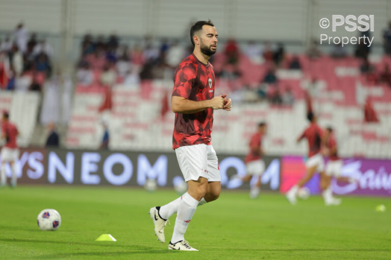 Jordi Amat Absen Lawan Tiongkok