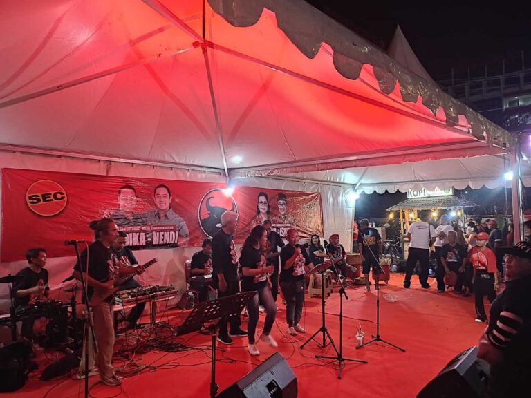 SEC Music On The Street