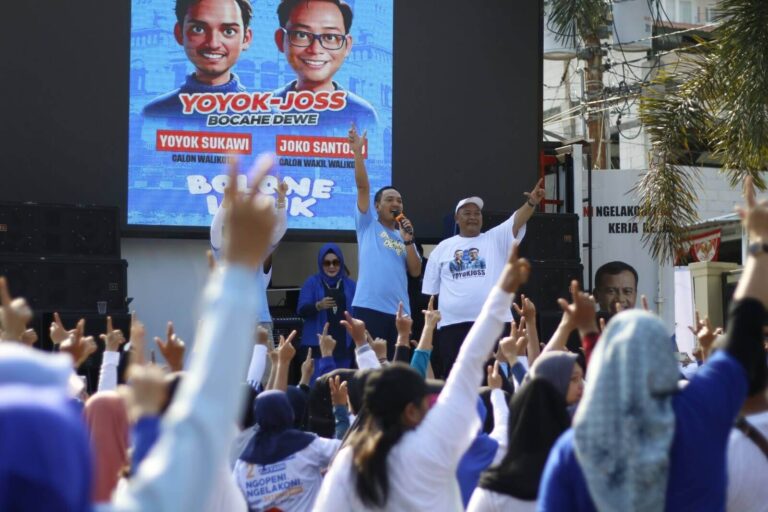Ribuan Warga Semarang Barat Senam Bersama Yoyok Sukawi