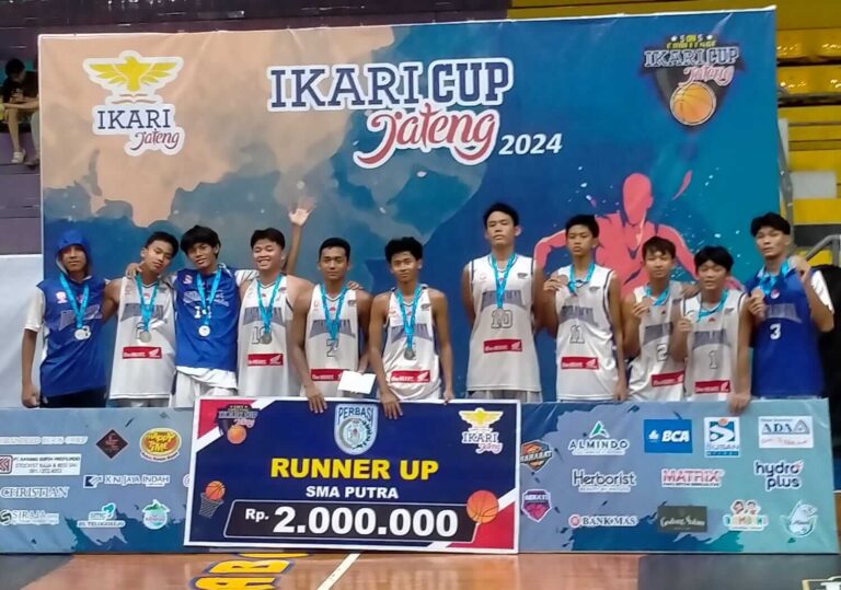 Tim Basket SMAIT Bina Amal Raih Juara 2 Karangturi Cup 2024