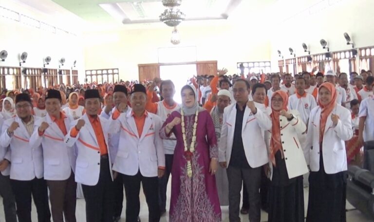 Konsolidasi PKS: Targetkan 70% Suara untuk Etik-Sapto