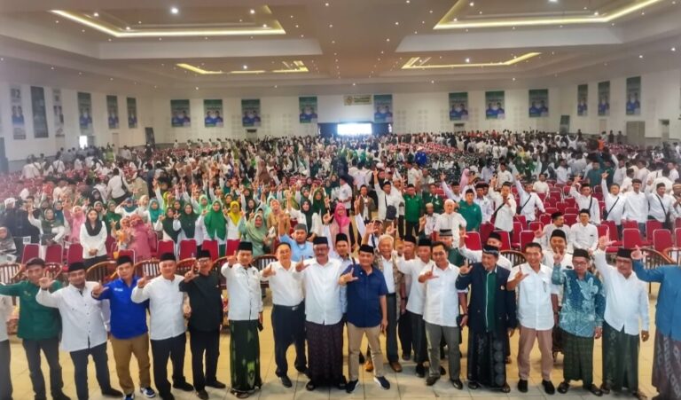 Ucapkan Baiat, Ribuan Kader PKB Janji Menangkan Luthfi-Yasin 