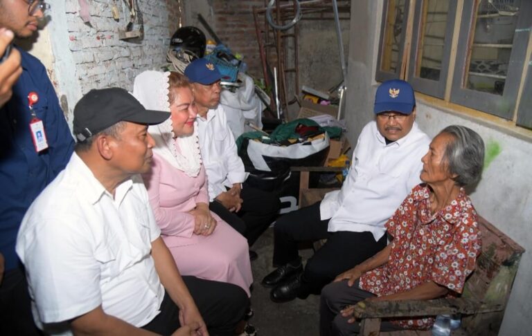 Kota Semarang Terima Bantuan Rp71 Miliar Dari Mensos, Mbak Ita Pastikan Distribusi Sesuai DTKS
