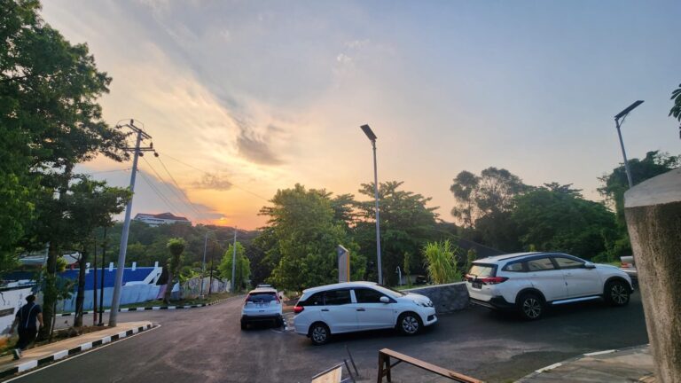 Cuaca Ekstrim Berpotensi Landa Jateng Tiga Hari ke Depan