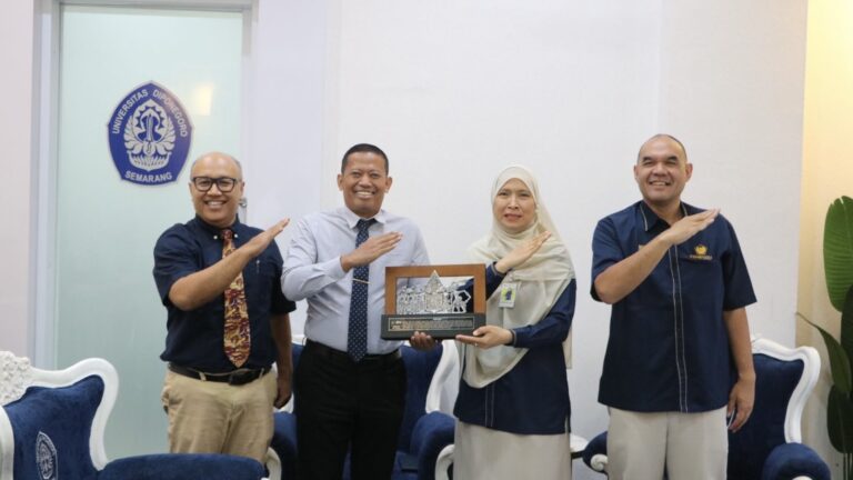 Kepala DJP Datangi Rektor UNDIP Bahas Peningkatan Kesadaran Pajak