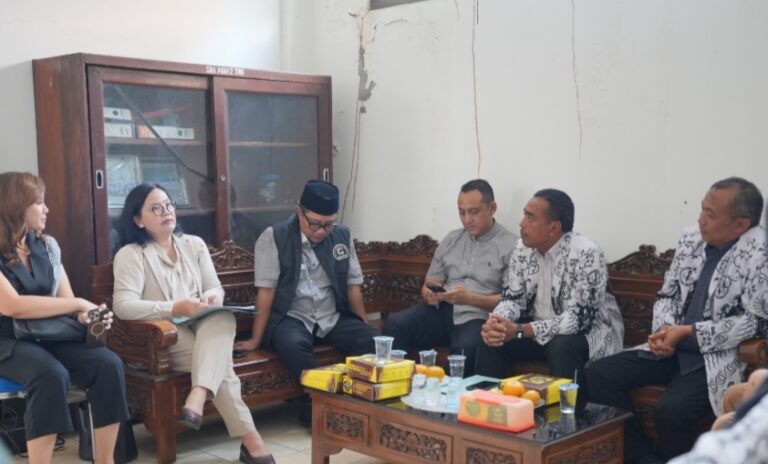 Pesan PGRI Kota Semarang Jika Agustin-Iswar Terpilih: Perhatikan Sekolah Swasta